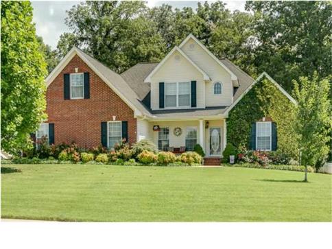 Home for sale 7216 Goldenrod Court Ooltewah TN 37363